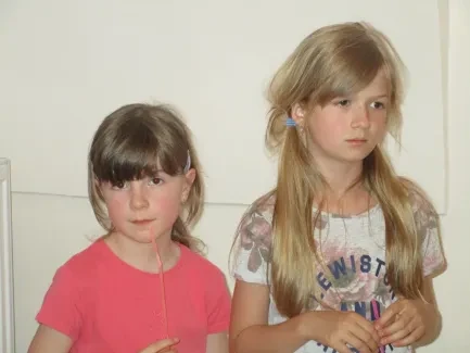 Škola v přírodě 1. A, 2. B, 4. A - Broumov (část 1)