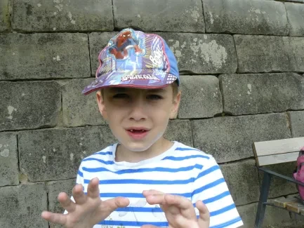 Škola v přírodě 1. A, 2. B, 4. A - Broumov (část 1)