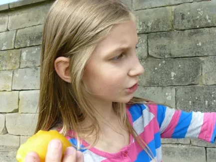 Škola v přírodě 1. A, 2. B, 4. A - Broumov (část 1)