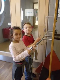 ŠD prvňáků na výstavě Hry a klamy ve vědecké knihovně