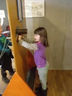 ŠD prvňáků na výstavě Hry a klamy ve vědecké knihovně