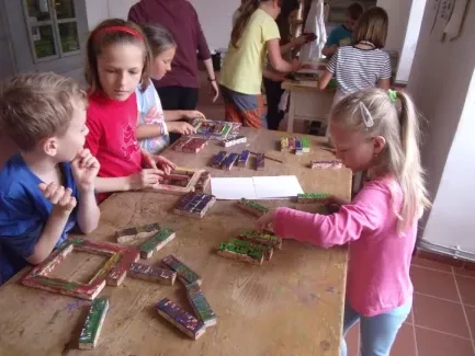 Škola v přírodě 1. A, 2. B, 4. A - Broumov (část 3)