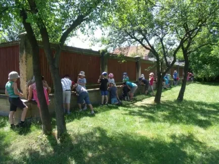 Putování s hradeckými lvy do kláštera - ŠD 1.tř.