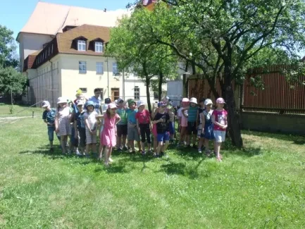 Putování s hradeckými lvy do kláštera - ŠD 1.tř.