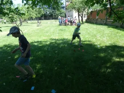 Putování s hradeckými lvy do kláštera - ŠD 1.tř.