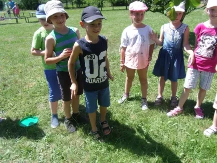 Putování s hradeckými lvy do kláštera - ŠD 1.tř.