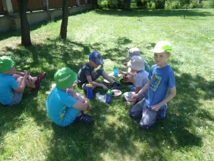 Putování s hradeckými lvy do kláštera - ŠD 1.tř.