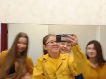 Žluto-modrý den_7.A, 7.B