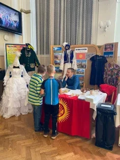 Setkání národů_ŠD