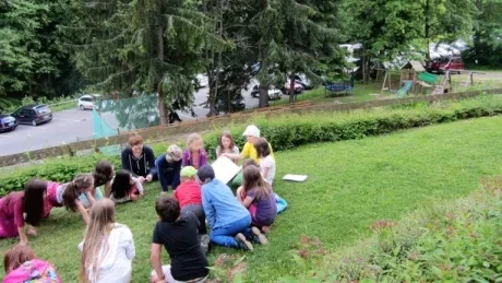 Škola v přírodě 1.B, 2.A - Janské Lázně (část 1)