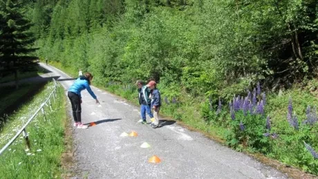 Škola v přírodě 1.B, 2.A - Janské Lázně (část 1)
