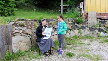 Škola v přírodě 1.B, 2.A - Janské Lázně (část 1)