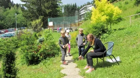 Škola v přírodě 1.B, 2.A - Janské Lázně (část 1)