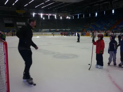 Bruslíme a hrajeme na ledě