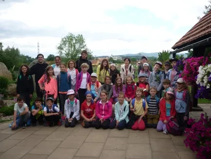 Škola v přírodě 1. A, 2. B, 4. A - Broumov (část 2)