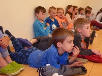 Škola v přírodě 1. A, 2. B, 4. A - Broumov (část 2)