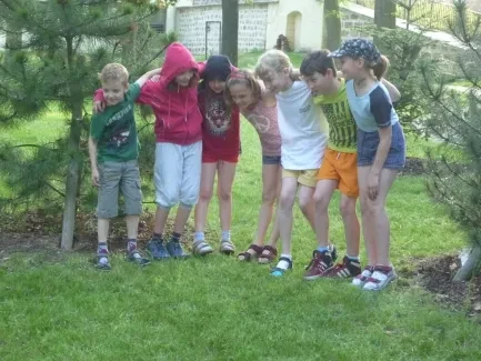 Škola v přírodě 1. A, 2. B, 4. A - Broumov (část 3)