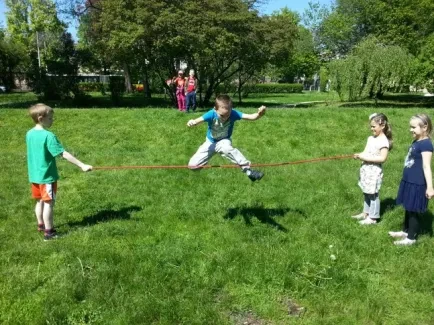 Běžný den v ŠD u druháků - červen