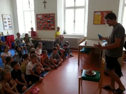 Běžný den v ŠD u druháků - červen