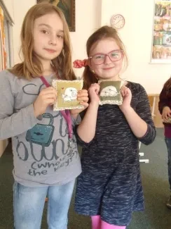 Kroužek Ovečka a Holka IN