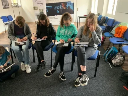 Institut Paměti národa_9. A