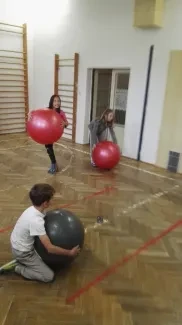 Landart a lampičky ve školní družině