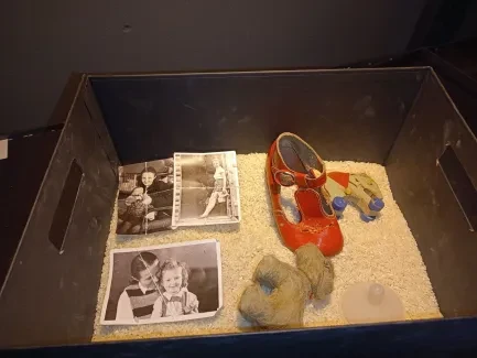 Institut Paměti národa_9. A