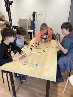 Loutka na provázku_4. B