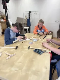 Loutka na provázku_4. B