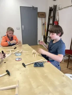 Loutka na provázku_4. B