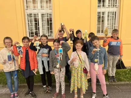 Loutka na provázku_4. B