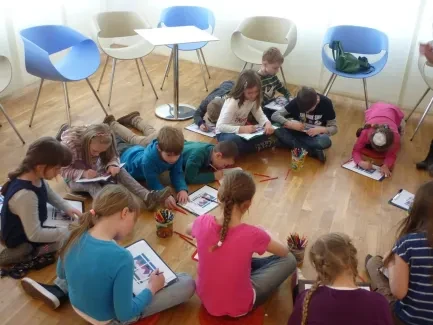 Druháci premiérově v Galerii moderního umění