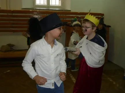 Masopust - karneval - 1. B a 2. A