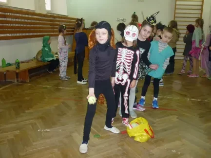 Masopust - karneval - 1. B a 2. A