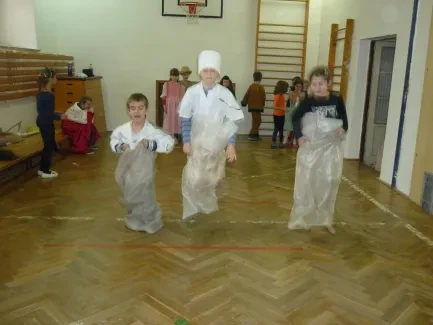 Masopust - karneval - 1. B a 2. A