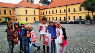 Vernisáž_OCH HK_Pomáháme seniorům_ŠD